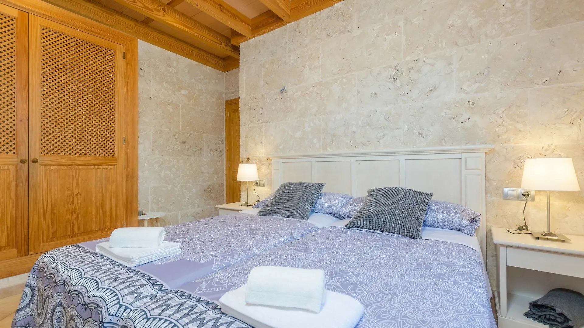 Sargantana Nova Villa Llucmajor  Spain